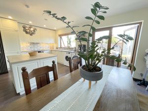 Fordwich Road- click for photo gallery
